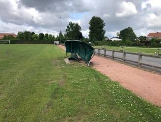 Vandaal beschadigt met quad voetbalterreinen en dug-out Deerlijk Sport