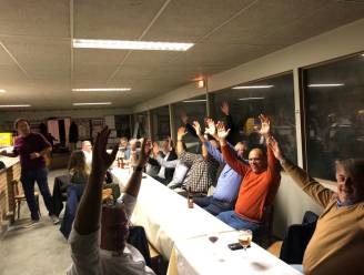 Denderlions houden ‘Schenkcafé’ met Bumba voor het goede doel: “We proberen dromen van kansarme kinderen waar te maken”