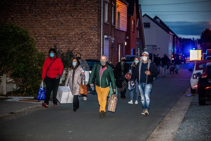 Losgeslagen goederenwagons botsen tegen reizigerstrein: 150 mensen