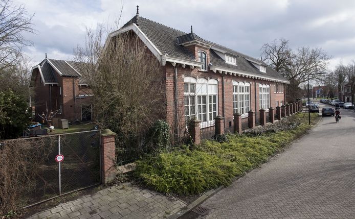 Het ateliergebouw aan de Borstelweg is verkocht.