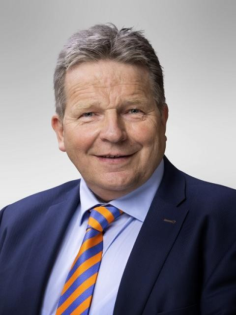 bert-de-leede-cu-sgp-verlaat-de-lopikse-politiek-foto-ad-nl