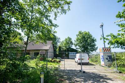 Sloop panden aan Woestenbergseweg 4 in Bavel laat op zich wachten: ‘Maar we staan niet stil’