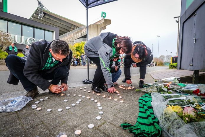 eerbetoon cercle Brugge supporters aan overleden Miguel Van Damme