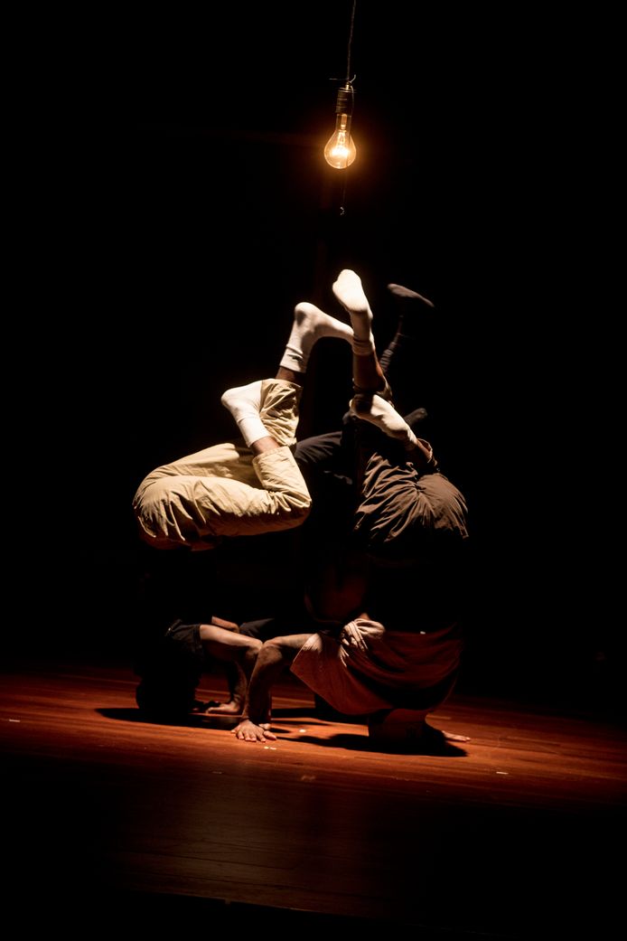 Breakdancegroep The Ruggeds in actie in het Parktheater Eindhoven. Foto Meulenhof