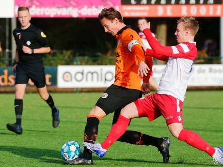 Een spannender slot in het amateurvoetbal was er nooit: één misstap in de laatste weken kan fataal zijn 