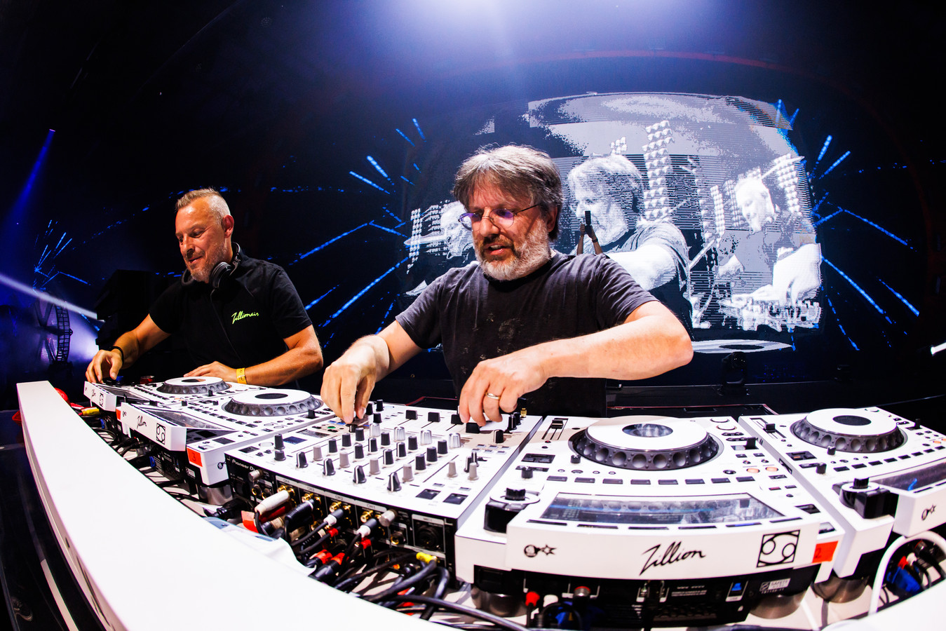 Zillion, 1 jaar later “Dit bewijst dat de 90’ssound onsterfelijk is