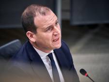 PvdA’ers spuien kritiek op Asscher: ‘Er zijn leden die vinden dat hij moet aftreden’