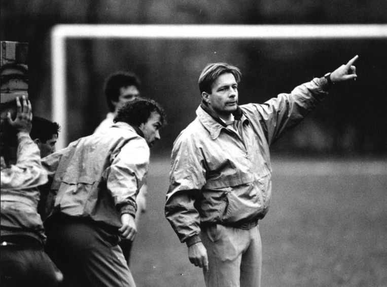 Als coach bij FC Den haag in 1990. Beeld anp