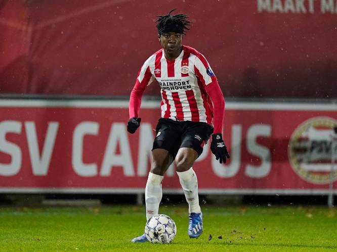 PSV ligt op koers voor nieuw contract toptalent Madueke