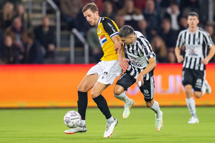 Koen Oostenbrink voltooide een proefperiode in Estland, maar een contract leverde het niet op.