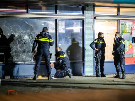 Vier jongens aangehouden voor vuurwerkterreur rond jaarwisseling in Rotterdam-Lombardijen