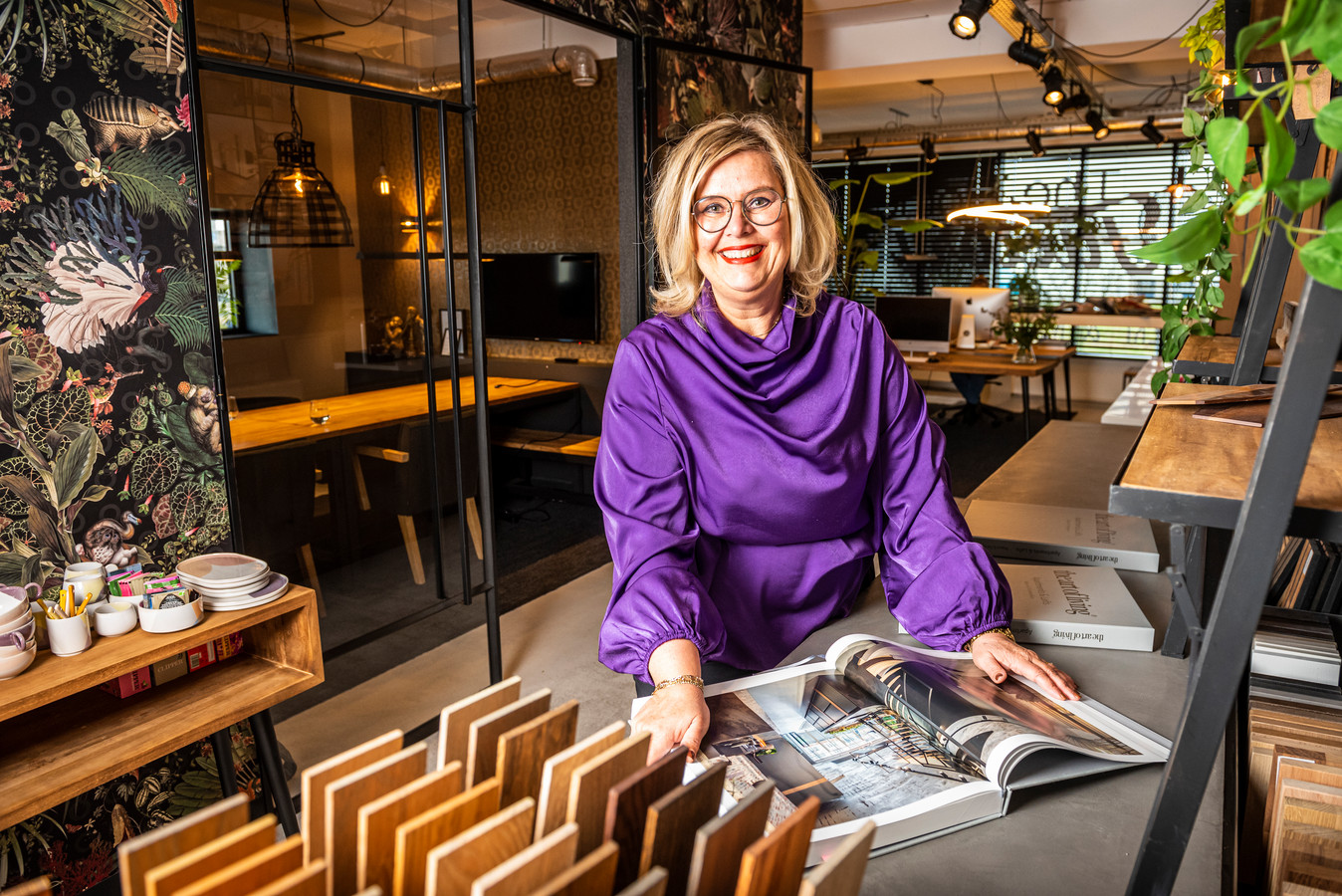 Bianca Mookhoek, eigenaresse van de  The Home Factory in Alphen, heeft een prestigieuze interieurprijs gewonnen voor een project in Utrecht; een woning in een voormalige broodfabriek.