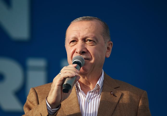 Erdogan zette het Franse staatshoofd afgelopen weekend weg als een verward iemand die psychische hulp nodig heeft.