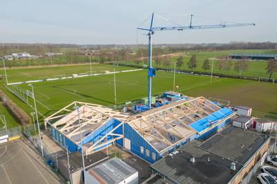 Voetballers FC Drunen en SC Elshout aan de slag op vernieuwde velden