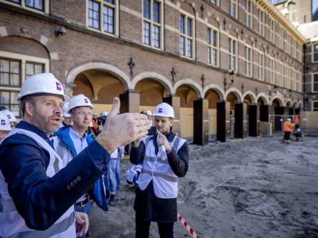 Lezers over peperdure renovatie Binnenhof: ‘Het kost elke Nederlander 11 euro per jaar’