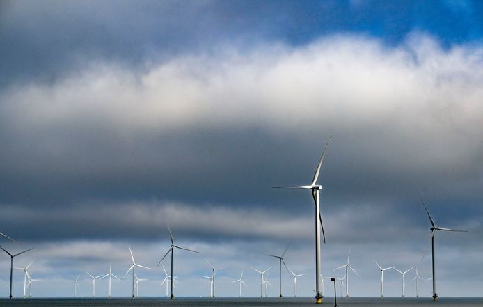 Energiebedrijf Eneco wil groene waterstof produceren met stroom van windparken op zee.