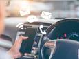 Drie rijbewijzen ingetrokken van chauffeurs met smartphone achter stuur