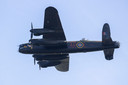 Woensdag vloog hij nog: de Lancaster bommenwerper boven Markelo.