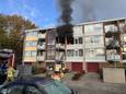 Een uitslaande brand in een flatgebouw aan het Bergherveld in 's-Heerenberg.