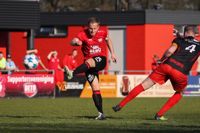 Topscorer van vorig seizoen per direct terug bij DETO | Almelo ...