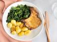 Wat Eten We Vandaag: Karbonade met krieltjes en gewokte spinazie