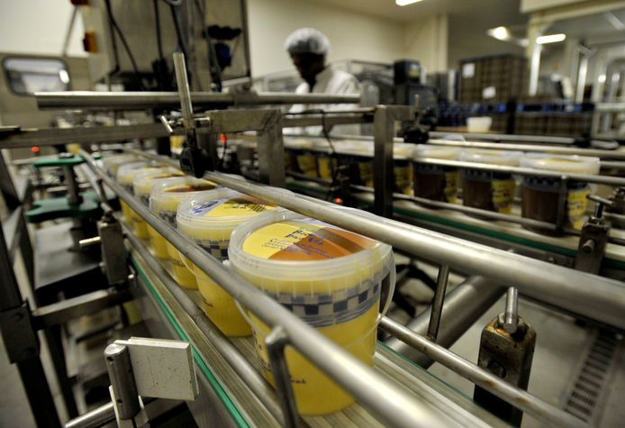 De Roerink Food Family, onder meer bekend van de toetjes van de Zuivelhoeve, bouwt een nieuw logistiek centrum in Oldenzaal.