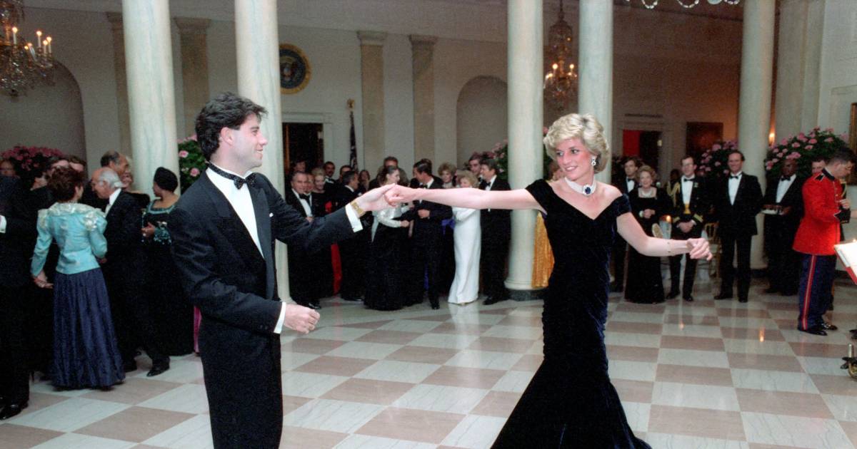 John Travolta guarda l’iconico ballo con la principessa Diana: “Like a Fairytale” |  Famoso