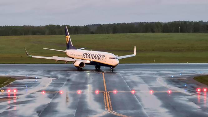 Belarussische ambtenaren die Ryanair-vlucht ‘kaapten’ aangeklaagd om luchtpiraterij