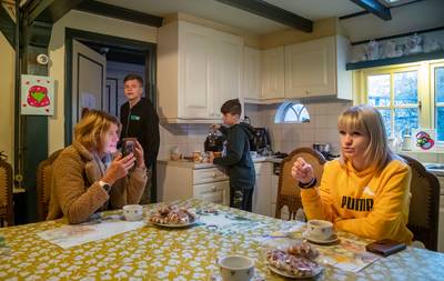 Noodkreet uit Veluwse woonboerderij: wie heeft ruimte voor deze kinderen uit Charkov?