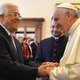 Paus noemt Palestijns leider Abbas een vredesengel
