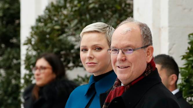 Prins Albert van Monaco maakt balans op na ‘extreem zwaar’ jaar: “Charlene heeft het roer omgegooid”