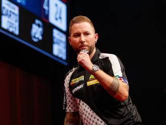 Danny Noppert voorkomt blamage tegen tiener bij International Darts Open