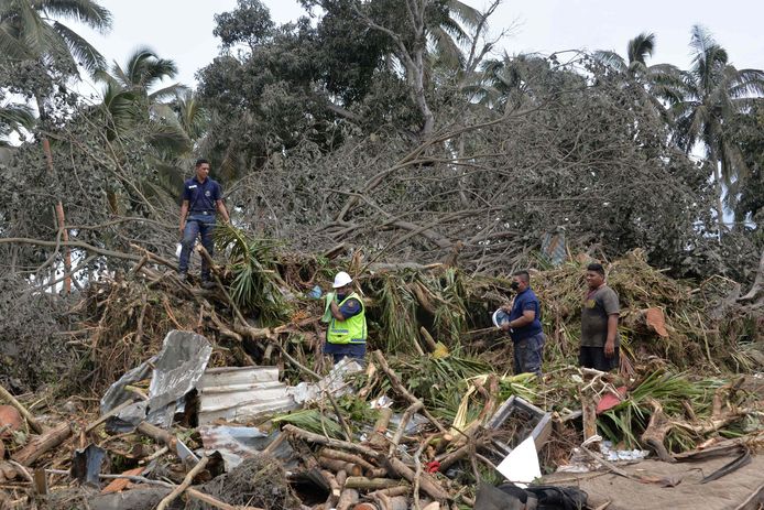 Schade na de vulkaanuitbarsting nabij de eilandengroep Tonga.
