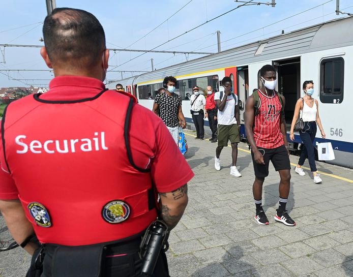 Een veiligheidsagent van Securail (archiefbeeld).