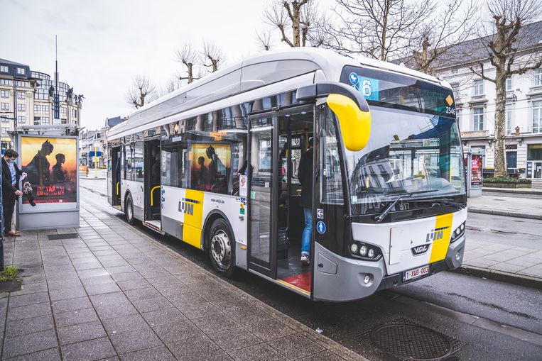 Lijn mag zelf prijzen bepalen, maar geeft terrein prijs aan privé