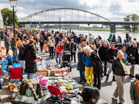 LIVE Koningsdag | Rode Kruis: ‘Geen grote incidenten meegemaakt’ • Deventer breekt met deze traditie 