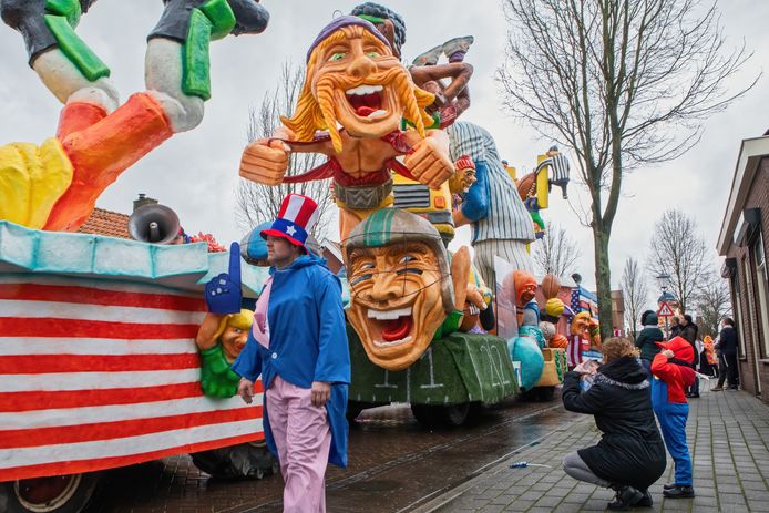 De carnavalsoptocht die in 2020 door Woensdrecht en Hoogerheide trok, blijft voorlopig de laatste. Ook voor dit jaar zit zo'n stoet er niet in voor de bouwclubs, ook niet in de andere kernen van de gemeente.