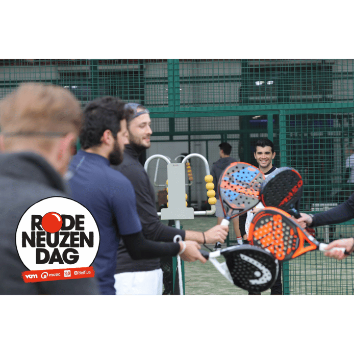 In Merchtem organiseerde Belfius een padeltornooi voor Rode Neuzen Dag.