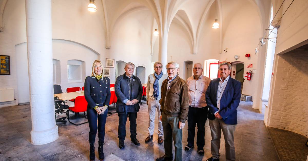 Kijk binnen in de Gentpoort, waar de Duitsers in de Tweede Wereldoorlog Brugge verlieten, en nu