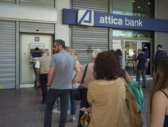 Grieken halen opnieuw miljarden af van bankrekeningen
