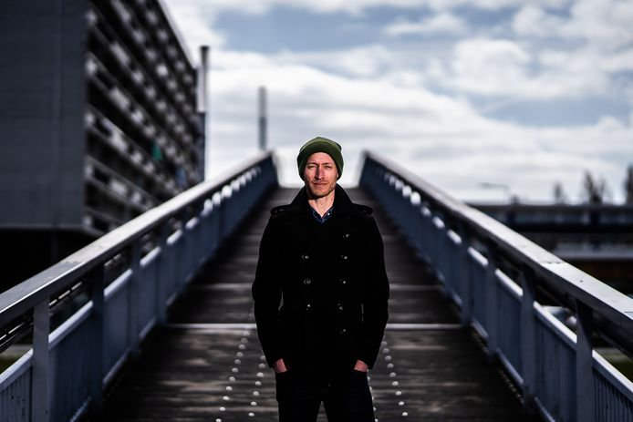 Raoul Copier: ,,Je bent als acteur erg afhankelijk van regisseurs, programmeurs en subsidiegevers. Daar had ik het behoorlijk mee gehad.’’