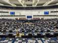 Europees Parlement stelt ultimatum: Commissie moet ingrijpen tegen Polen en Hongarije<br>