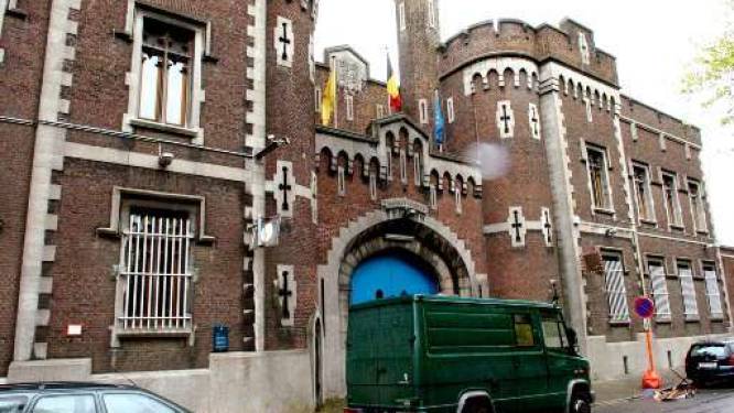 Trois gardiens agressés à la prison de Mons