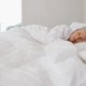 Last van hartkloppingen in bed? Dít kan de oorzaak zijn