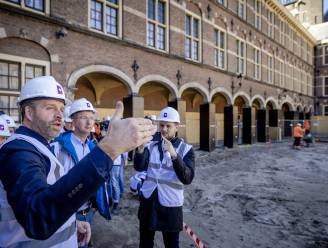 Lezers over peperdure renovatie Binnenhof: ‘Het kost elke Nederlander 11 euro per jaar’