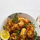 Deze visnuggets met ansjomayo kunt u maken in de oven, de airfryer óf de frituur
