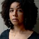 Simone Atangana Bekono houdt het spannend in de novelle ‘Zo hoog de zon stond’