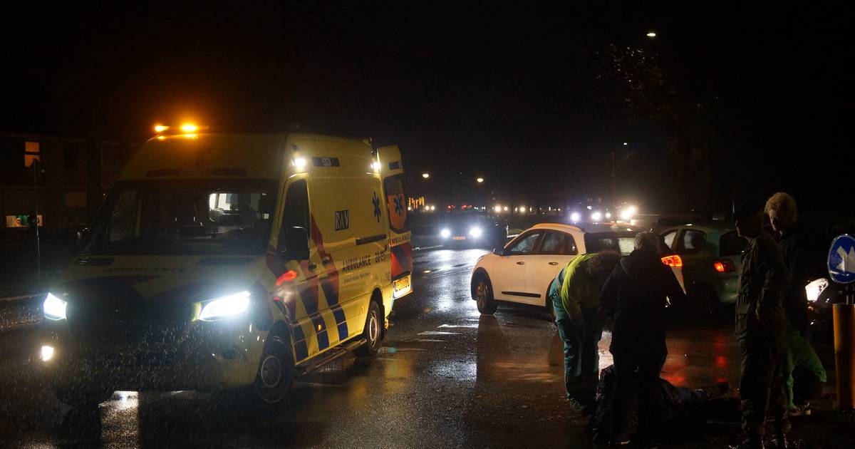 Scooterrijder gewond bij aanrijding met personenauto in Kaatsheuvel.