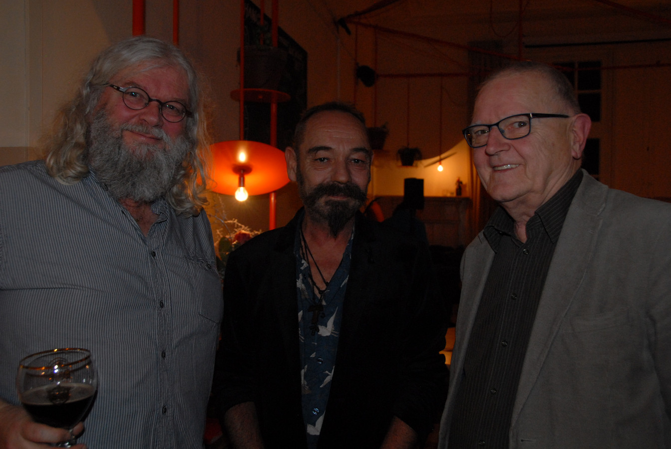 Drie dichters met de nodige levenservaring. V.l.n.r. Johan Meesters, Bob Kalkman en Ingo Audenaerd