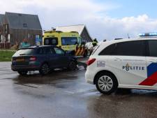 Botsing tussen twee auto’s bij Grafhorst: drie gewonden